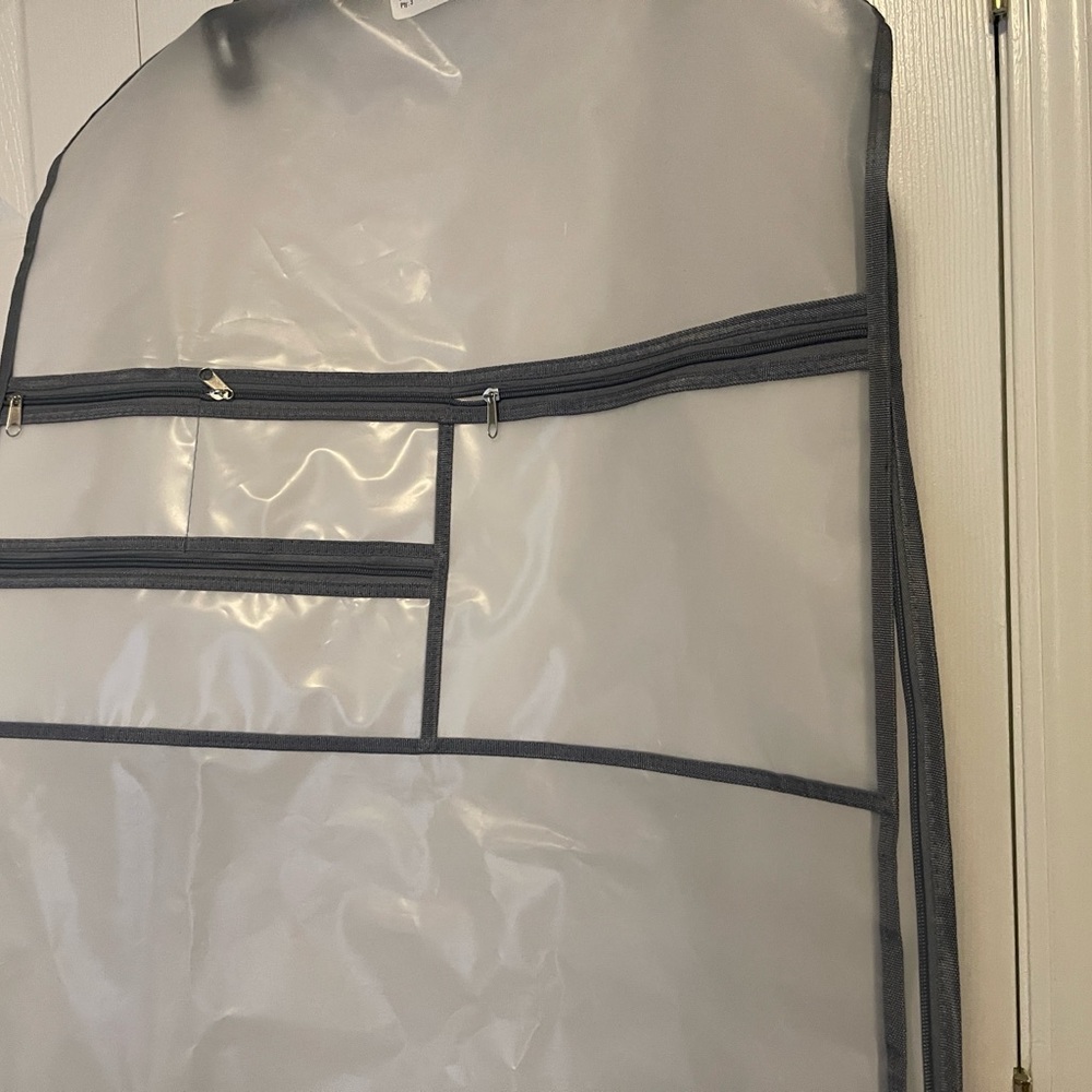 Wedding day bag - Picture 2 of 3